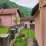 Apartment Neo 公寓